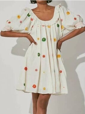 Cleobella Puff Sleeve White/ Cream Floral Embroidered Dress size Small